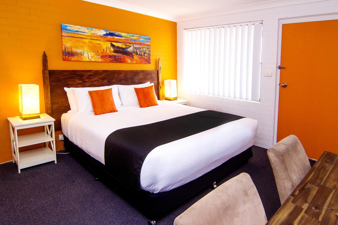 Crescent Motel Taree Esterno foto